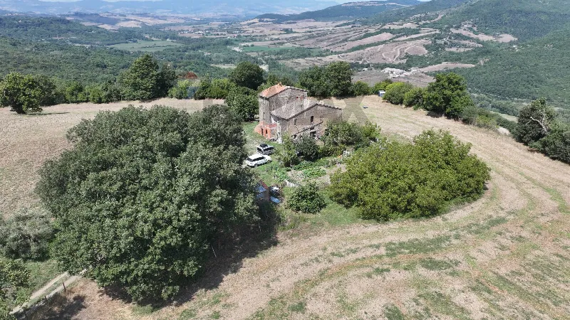 Rustico/Casale in vendita ad Acquapendente - foto 1