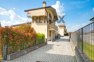 Villa in vendita a Magnago - foto 1