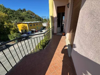 Appartamento in vendita a Pellegrino Parme... - foto 8