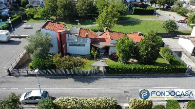 Villa a Capriolo