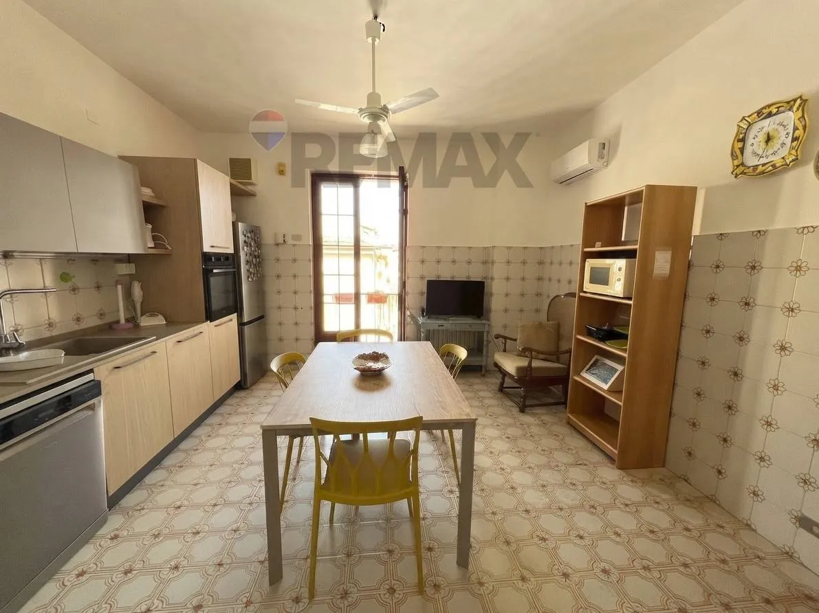 Appartamento in vendita a Ragusa, Ibla, Centro, San Luigi, Archimede - foto 4