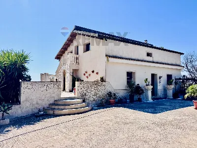 Villa in vendita a Ragusa, Ibla, centro, s... - foto 1
