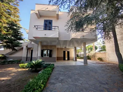 Casa Indipendente in vendita a Castrignano... - foto 1