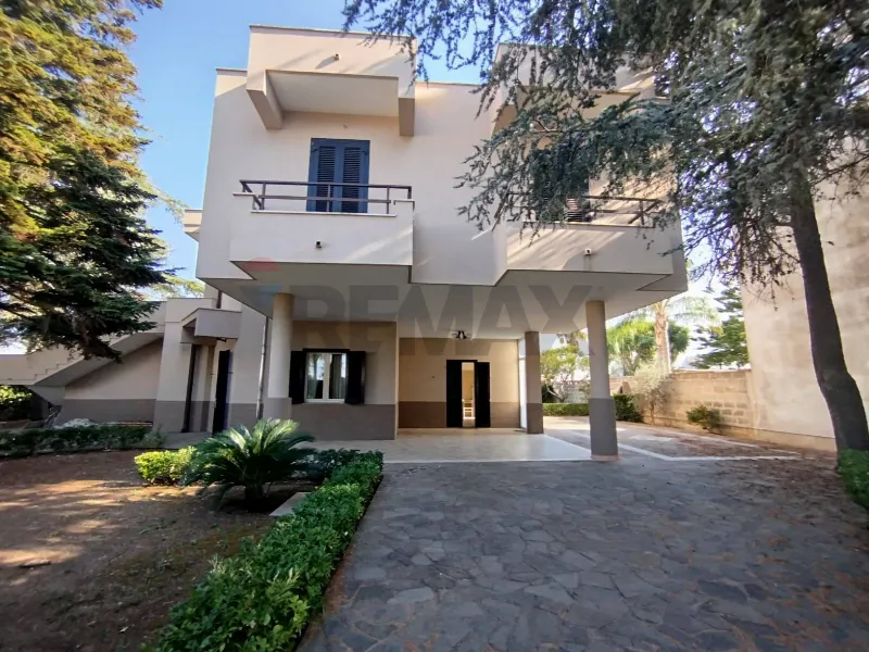 Casa Indipendente in vendita a Castrignano de' Greci - foto 1