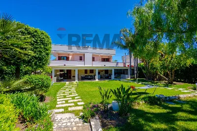 Villa in vendita a Noicattaro - foto 1