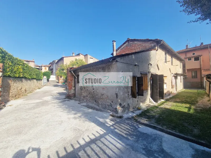 Casa Indipendente in vendita a Camaiore - foto 1