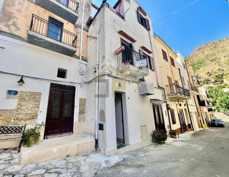 Casa Indipendente in vendita a Castellammare del Golfo - foto 1