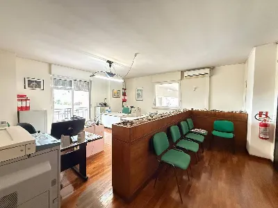 Ufficio in vendita a Caserta, Centro - foto 1