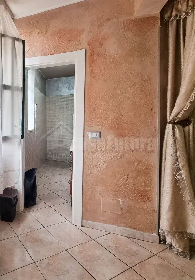 Appartamento in vendita a Napoli, Scampia,... - foto 2