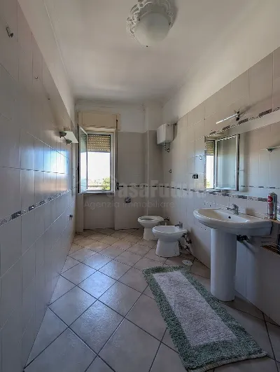 Appartamento in vendita a Napoli, Scampia,... - foto 1