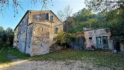 Rustico/Casale in vendita a Massignano - foto 2