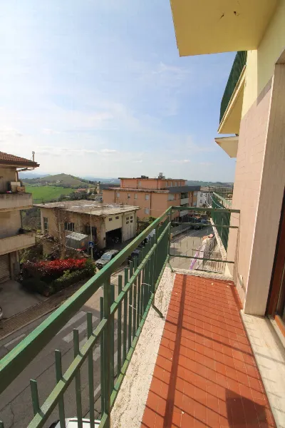 Appartamento in vendita a Carassai - foto 4