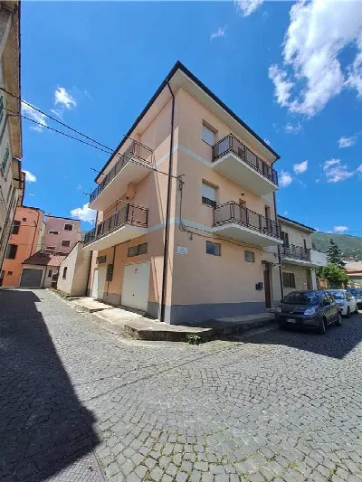 Appartamento in vendita a Raiano - foto 1