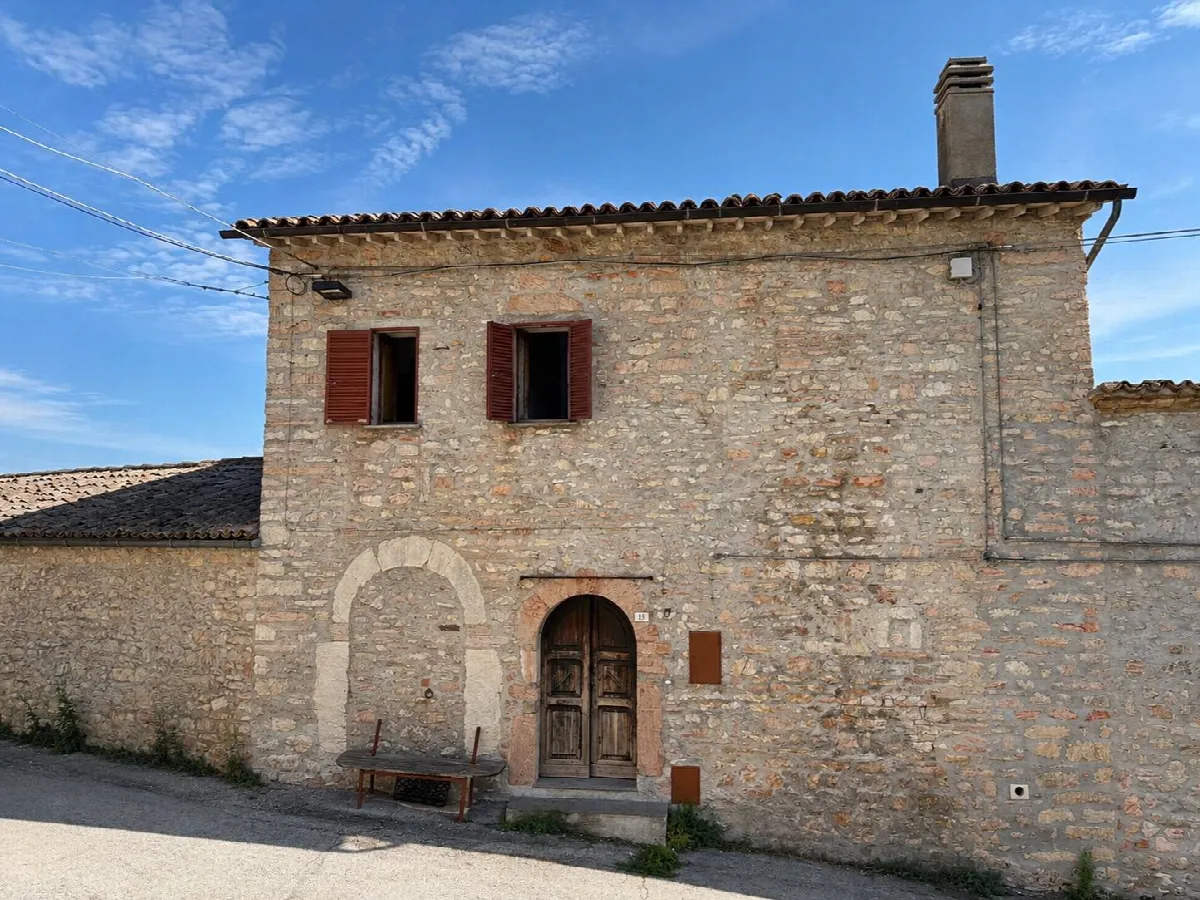 Casa Indipendente in vendita a Sellano - foto 2