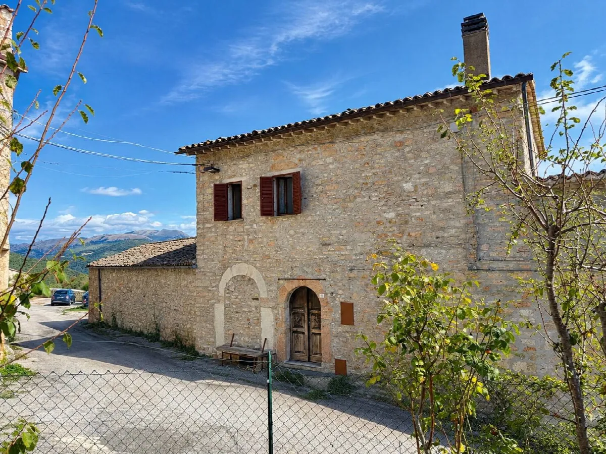 Casa Indipendente in vendita a Sellano - foto 3