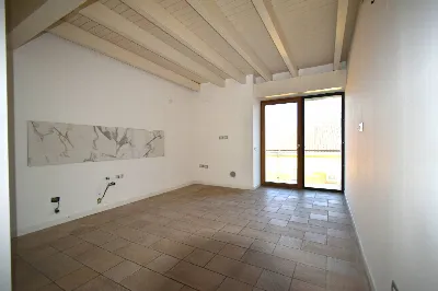 Appartamento a Cornate d'Adda