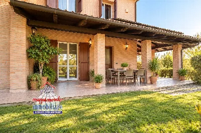 Villa in vendita a Sala Bolognese - foto 2