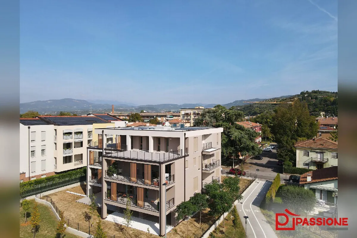 Appartamento in vendita a Verona, Quinzano, Parona - foto 2