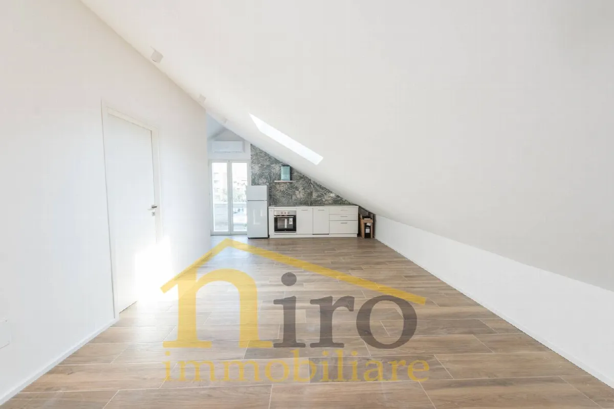 Appartamento in vendita a Pescara, Zona San Silvestro - foto 2