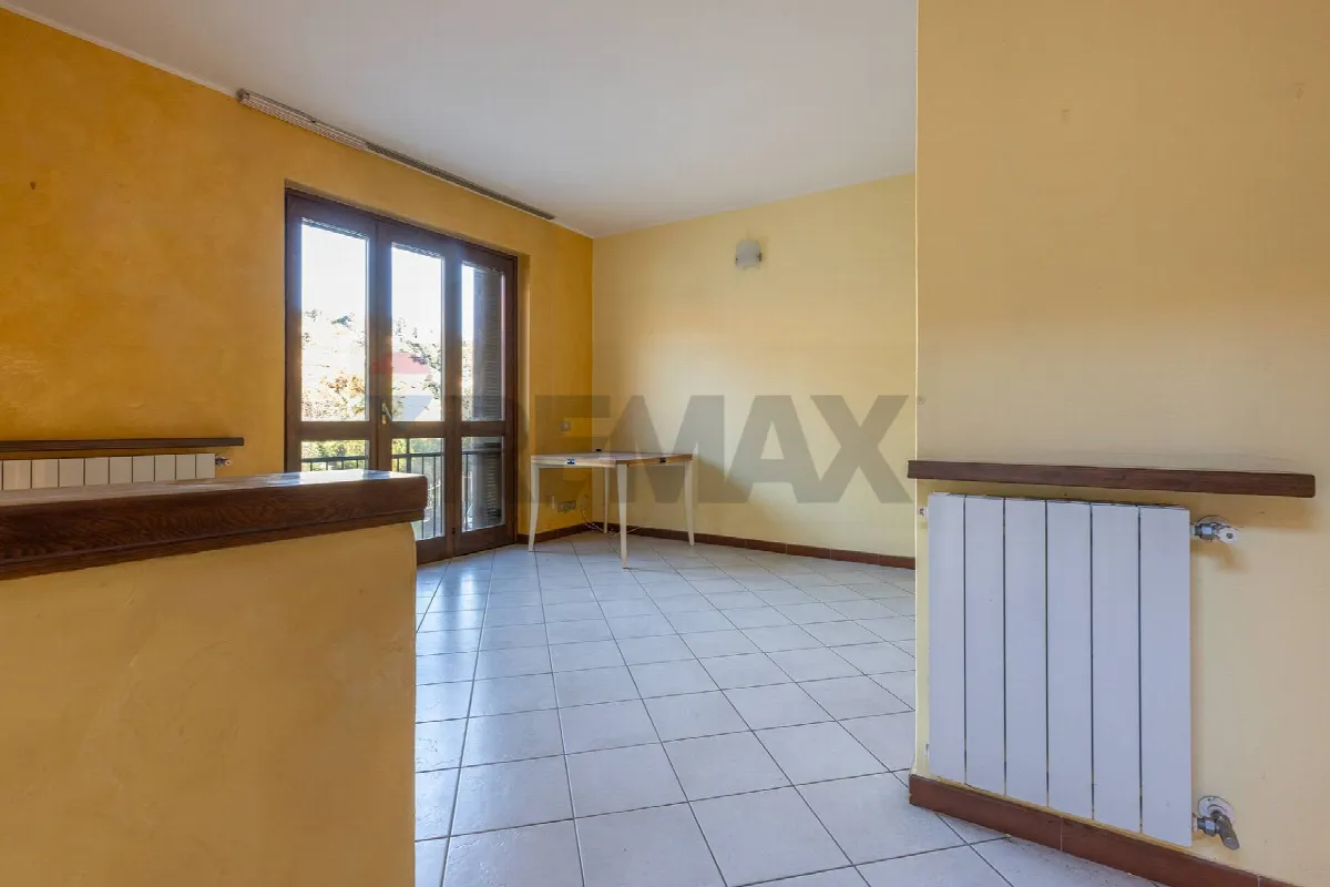 Casa Indipendente in vendita a Besozzo - foto 2