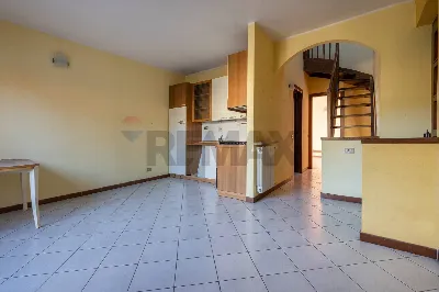 Casa Indipendente in vendita a Besozzo - foto 3