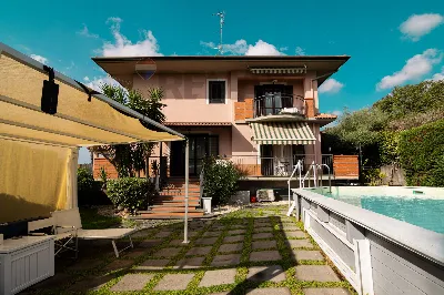 Villa in vendita a Aci Sant'Antonio - foto 1