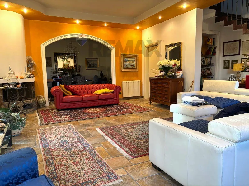 Villa in vendita a Valverde - foto 1