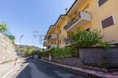 Appartamento in vendita a Giardini-Naxos - foto 1