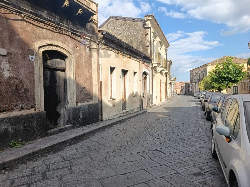 Casa Indipendente in vendita a Pedara - foto 1