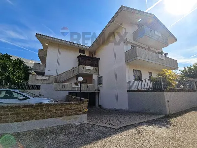 Casa Indipendente in vendita a Città Sant'... - foto 1