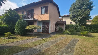 Villa a San Genesio ed Uniti