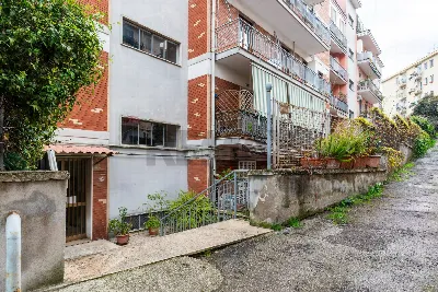 Appartamento in vendita a Napoli, San carl... - foto 4