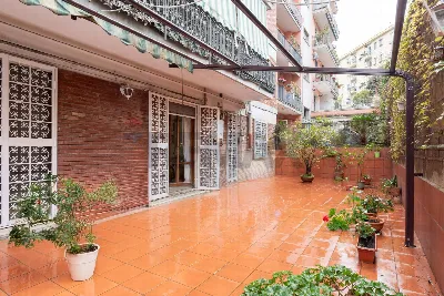 Appartamento in vendita a Napoli, San carl... - foto 7