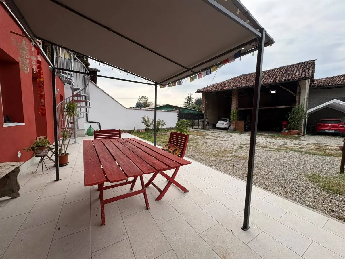 Casa Indipendente in vendita a Leinì - foto 3