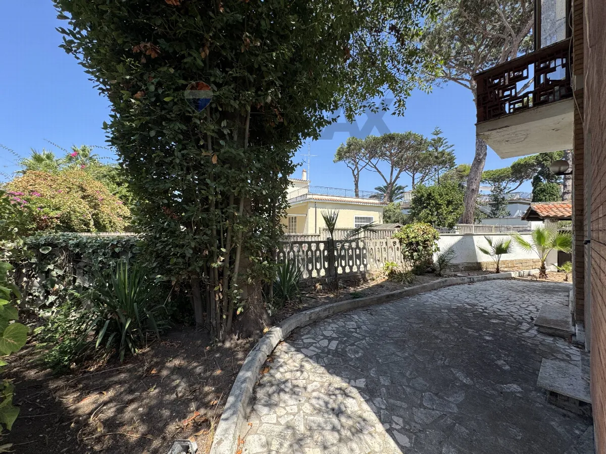 Casa Indipendente in vendita ad Anzio - foto 5
