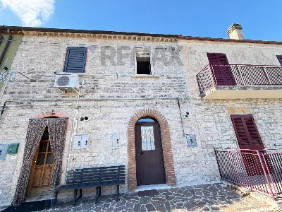 Casa Indipendente in vendita a Campolieto - foto 1