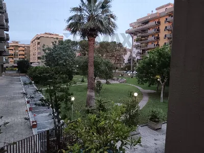 Ufficio in vendita a Bari, Poggiofranco, s... - foto 1