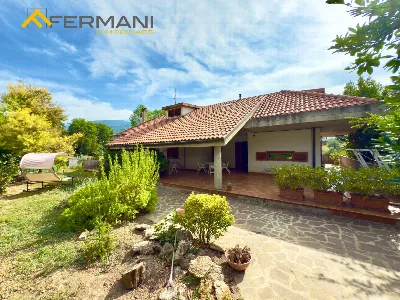 Villa in vendita a Ascoli Piceno - foto 1