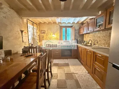 Casa Indipendente in vendita a Camaiore - foto 7