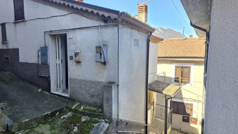 Casa Indipendente in vendita a Montemarano - foto 1