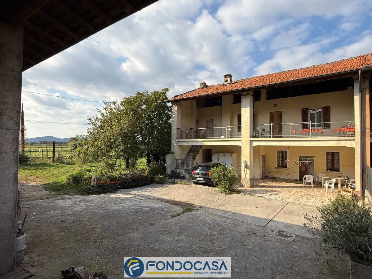 Rustico/Casale in vendita a Cazzago San Martino - foto 2