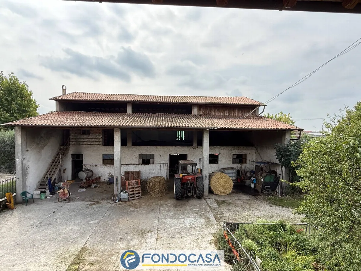 Rustico/Casale in vendita a Cazzago San Martino - foto 3