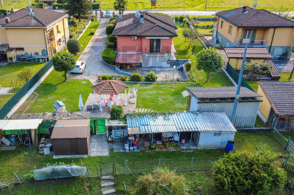 Villa in vendita a Cremenaga - foto 5
