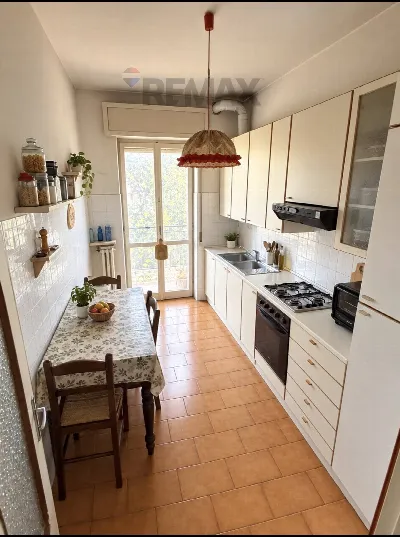 Appartamento in vendita a Pavia, Via rivie... - foto 2