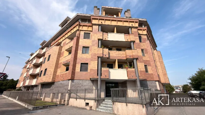 Appartamento in vendita a Novara, Santa Rita, Sant'antonio, Sant'andrea, San Rocco - foto 1