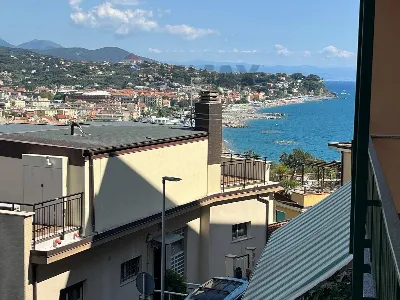 Appartamento in vendita a Albissola Marina - foto 1