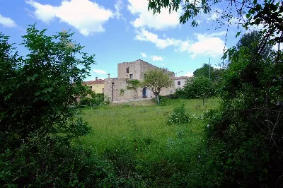 Casa Indipendente in vendita a Capestrano - foto 2