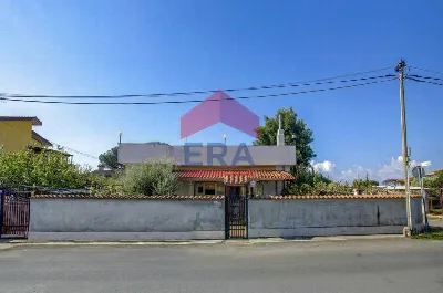 Casa Indipendente a Ardea