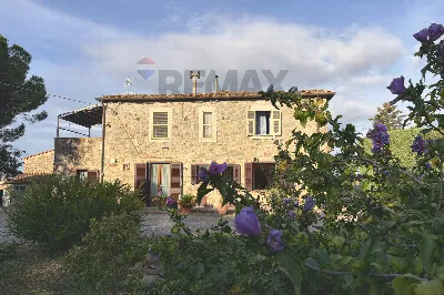 Casa Indipendente in vendita a Roccastrada - foto 2