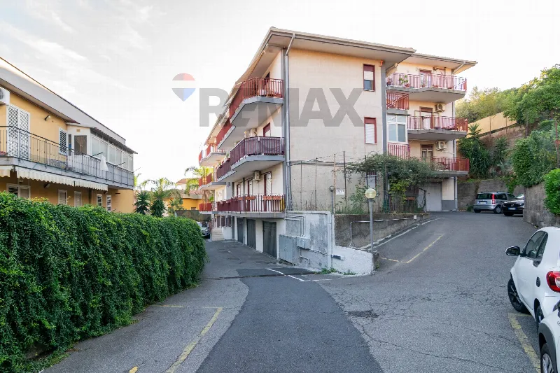 Appartamento in vendita ad Aci Castello - foto 1